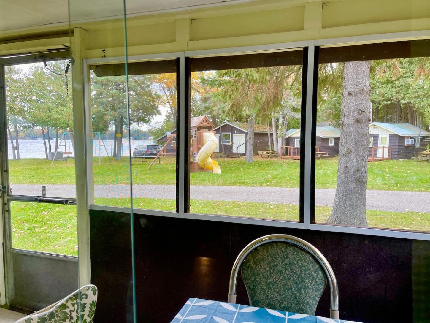 Ambleside Cottage Resort Bobcaygeon Exterior foto